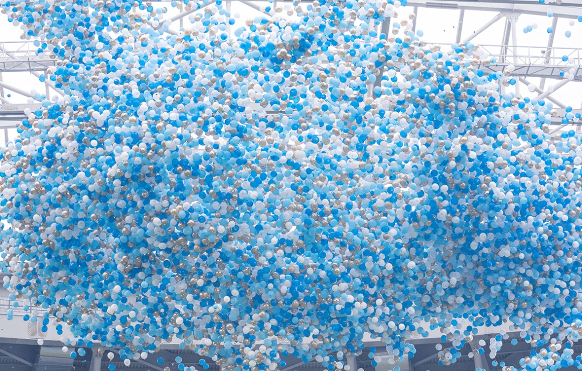 60 тысяч воздушных шаров и 22 тысячи болельщиков на поле: «Зенит» беспрецедентно отметил окончание чемпионского сезона