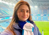 «Девушки Крестовского» на первом матче 2020 года