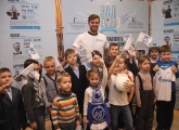 «Зенит» открыл юбилейный марафон «90 добрых дел» выставкой в детской библиотеке