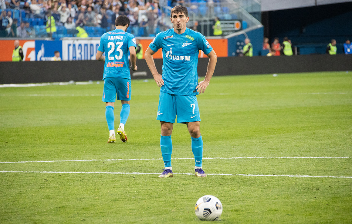 «Зенит» — «Локомотив»: Бакаев впервые отличился за сине-бело-голубых в официальном матче