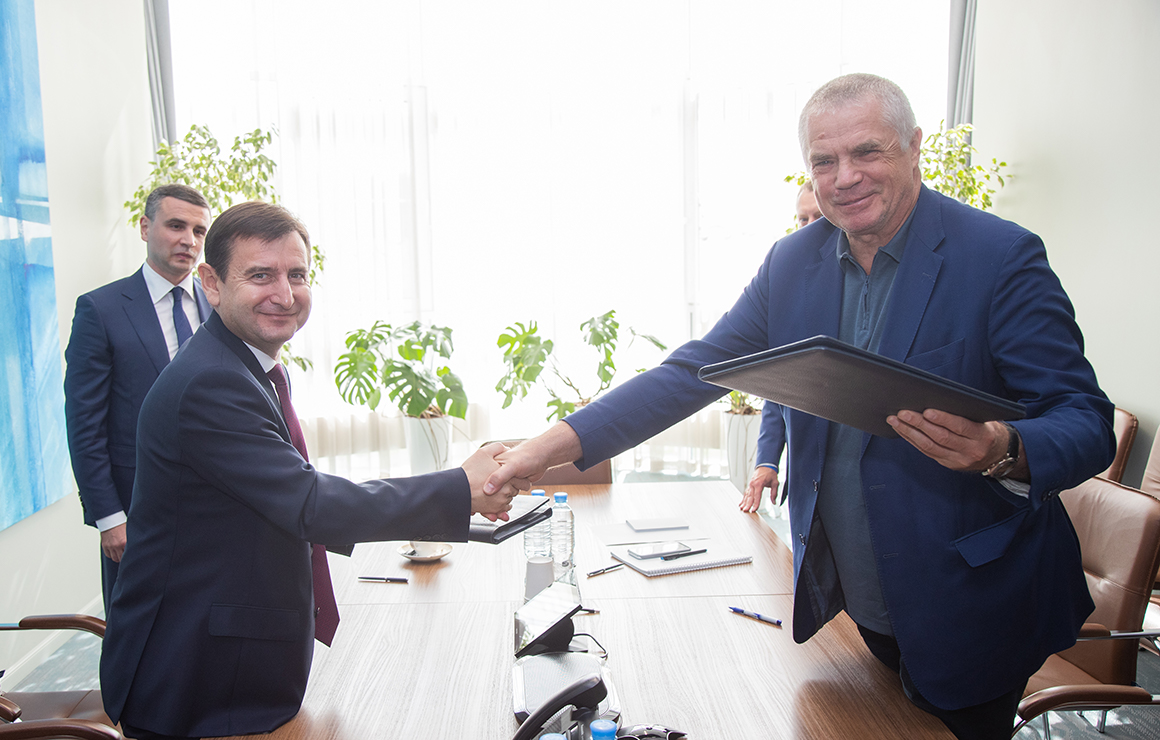 «Зенит» заключил соглашение с «Газпром трансгаз Сургут», направленное на развитие футбола в регионах