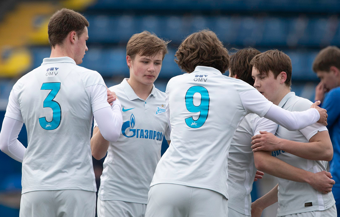 «Зенит» U-17 обыграл СШОР в дерби и выиграл 18-й матч подряд