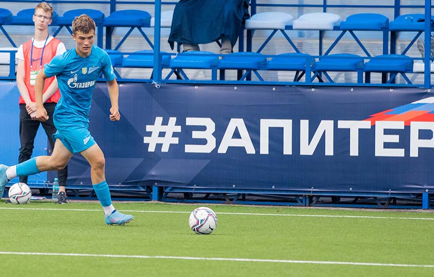 Юношеская футбольная лига: «Зенит» одержал три победы в трех матчах 