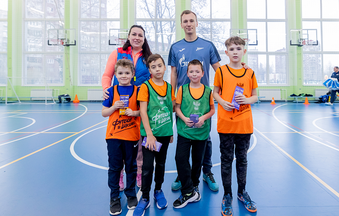 Тренер «Газпром»-Академии Александр Курлович принял участие в проекте РФС «Футбол в школе» 