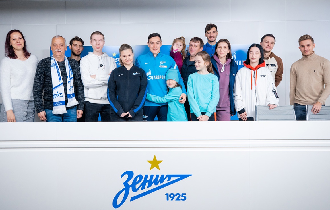 Победители «Зенит-Спортпрогноза» увидели тренировку команды и встретились с Ерохиным и Караваевым