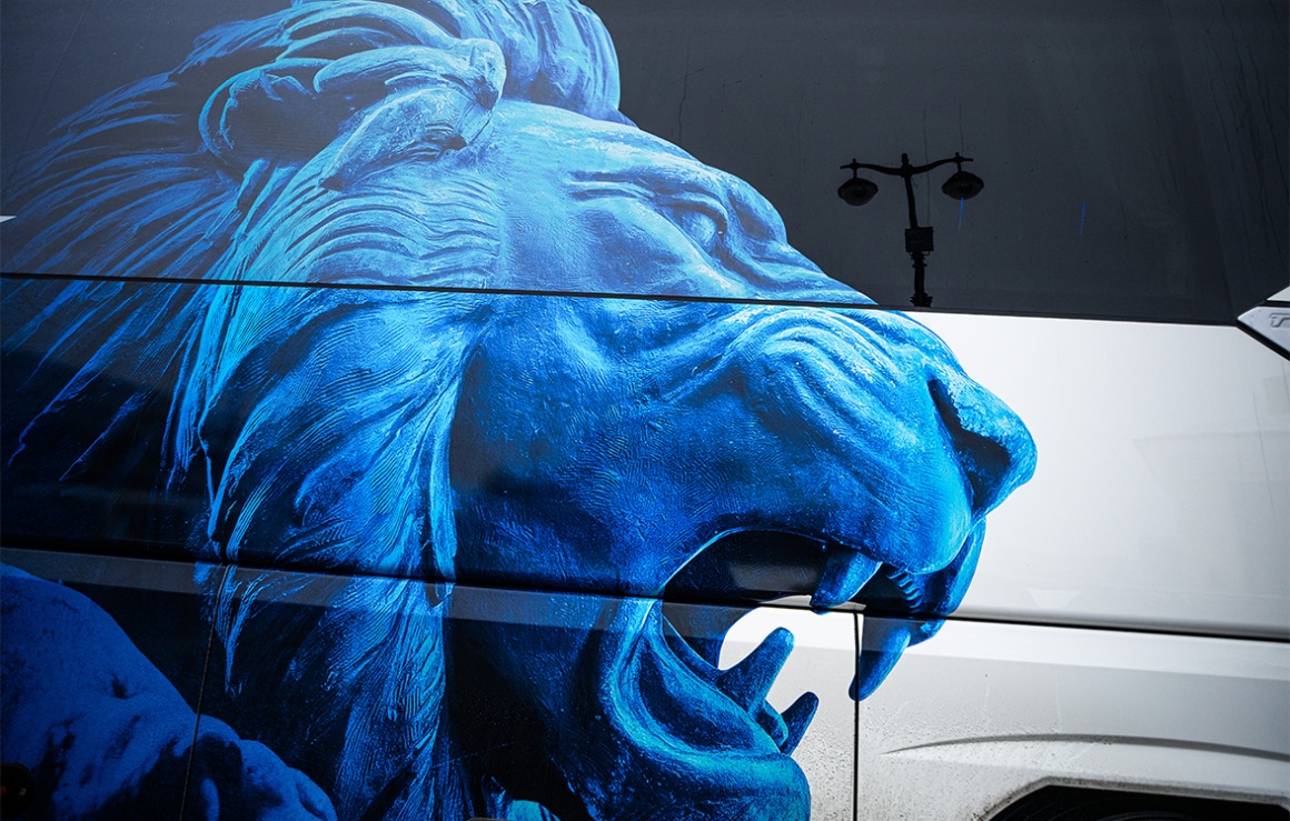«Зенит» представляет новый автобус основного состава сине-бело-голубых