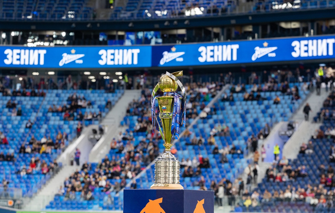 «Газпром Арена» собрала рекордное количество зрителей на матче женских команд 